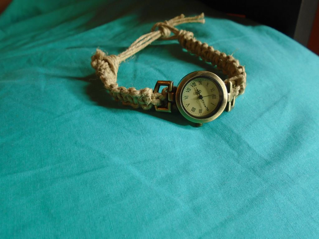 BeachHempShop's tweet photo. Made my first #hempwatch over the holidays 2017!!!
I hope to make more of these for people as hemp is very durable.#hemp #jewelry #onlinestore #beachhempshell #shelljewelry #seashelljewelry
#beachjewelry #beachlife #saltlife #saltjewelry #beachgirl
#hempbracelet #shellbracelet https://t.co/mLs8ZhGB98