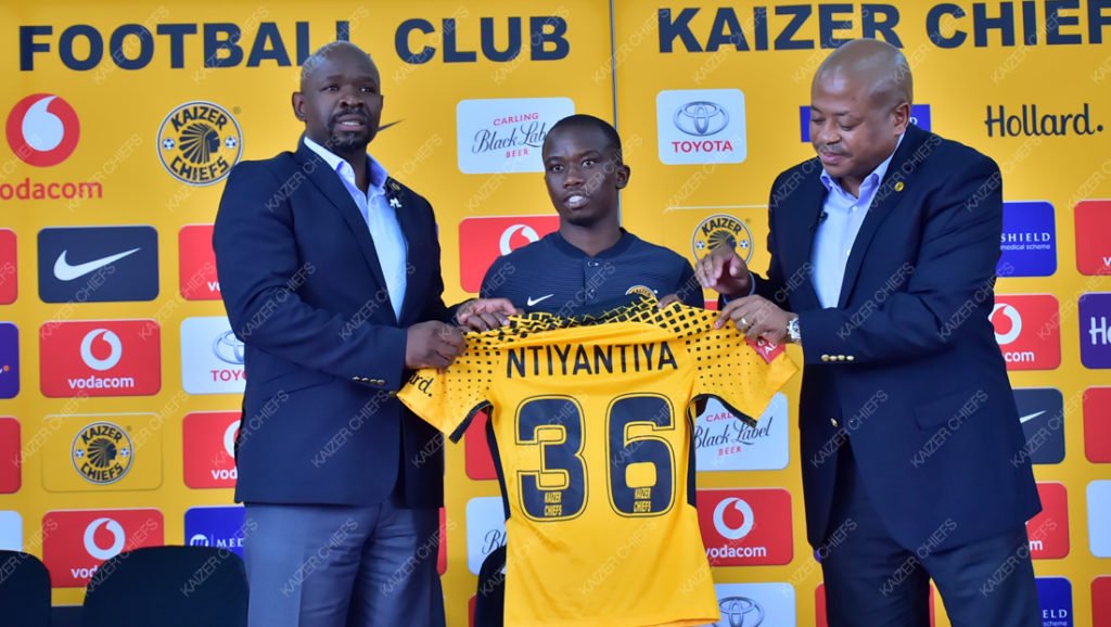 KaizerChiefs's tweet photo. Kaizer Chiefs Press Conference #KCOneTeam #Amakhosi4Life https://t.co/lKI0q05sub
