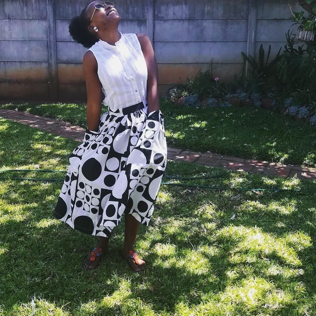TanyaNefertari's tweet photo. 📸: The lovely @just_mako Comfortably standing out wearing Tanya Nefertari ❤️👑 .
.
.
.
Jacket : Tanya Nefertari Circle Print Skirt (NOW SOLD OUT) .
.
.
.
.
.
.
#Streetwear #ZimFashion #IAmNefertari #KarlLagerfeld #Iconic #graffiti #MaxiSkirt #BlackFa… https://t.co/hHoaXMIM6E https://t.co/olQomQLN7I