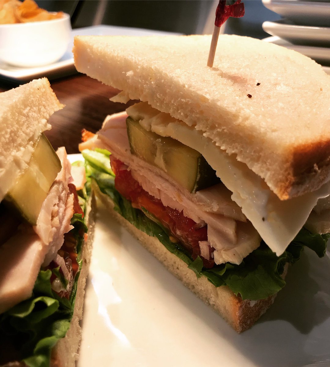 Russell's Cafe tweet media