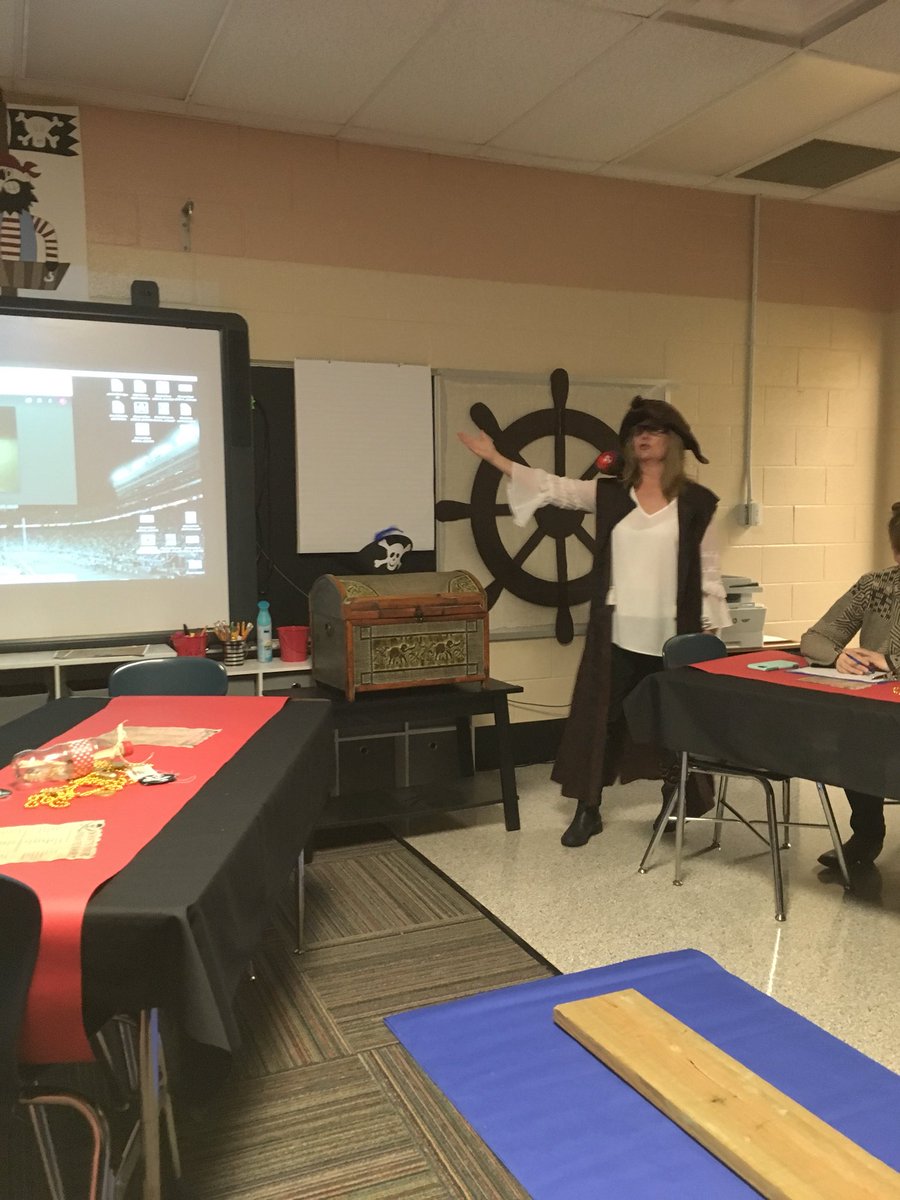 ChristaSmith33's tweet photo. We’re ready for the challenge in 5th grade! #DFL #TLAP @burgessdave @LanaSheltonLow https://t.co/LWAxIdWH0J