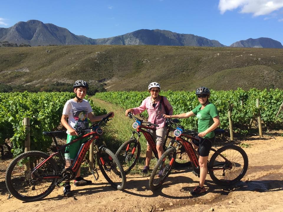 HermanusOnline's tweet photo. Mountain Biking #MTB. A variety of routes are available in #Hermanus offering spectacular scenery for those who prefer spending an afternoon enjoying fresh mountain air
Top 20 Activities for kiddies #cycling #cycle
https://t.co/zoz6b7qjZ5
#activities #kiddiesfun #familytravel https://t.co/E8B99zAla7