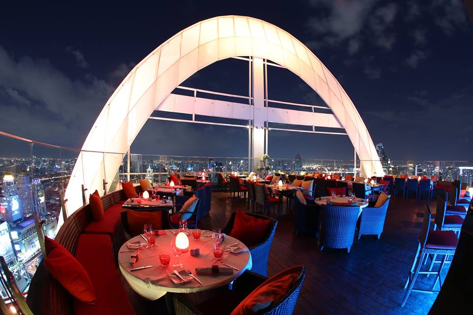 RedSkyBKK's tweet photo. Have you picked your seat yet ?
Tag a person you want to share this evening with 😇
#Ontopoftheworld 
📷@kyeaseul https://t.co/nEMq8Ylyp5
