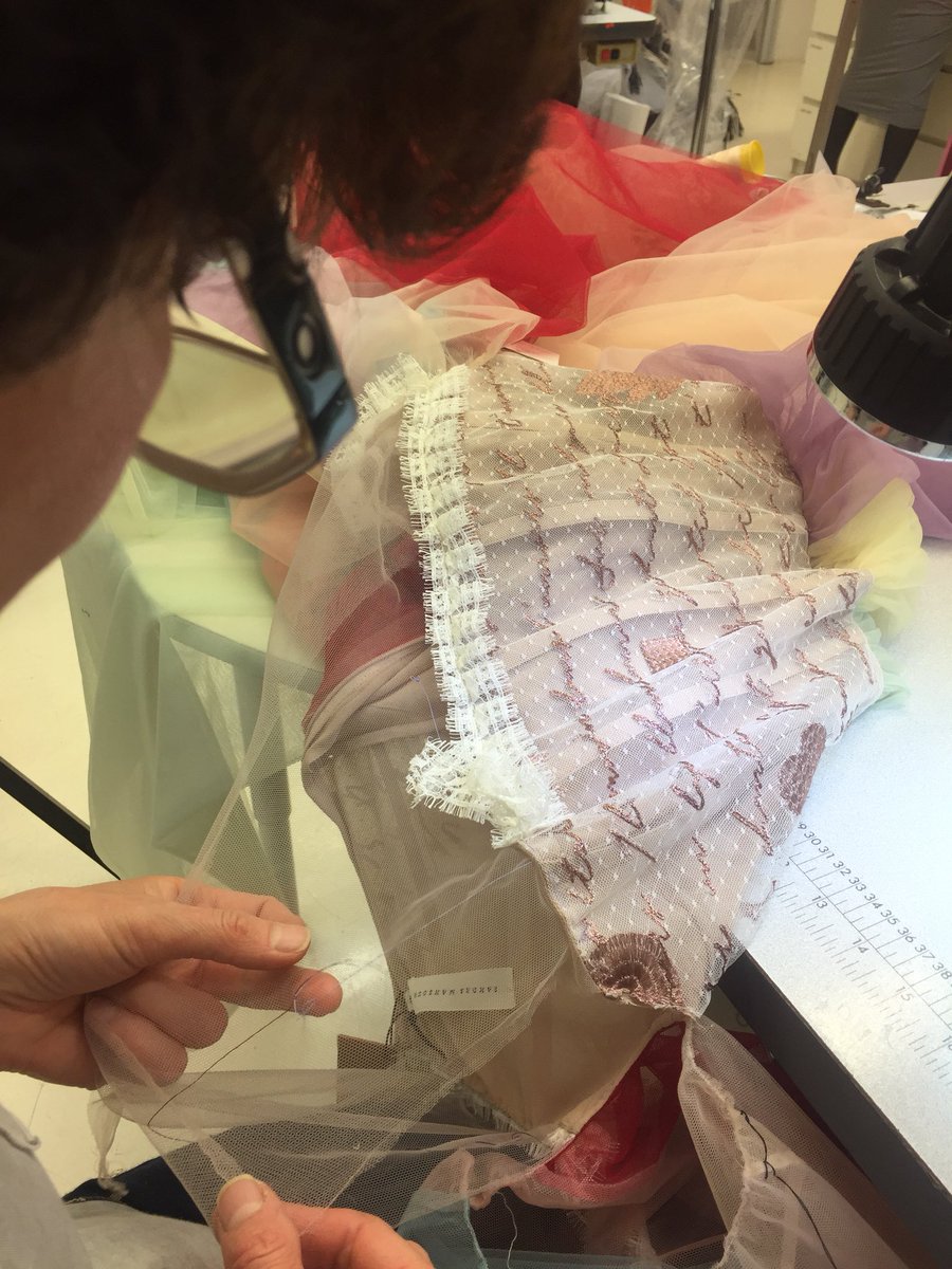 LdnFittingRooms's tweet photo. Through the eyes of our tailor..
#fashion #victorian #frills #multicolor #unique #hardatwork #beautyisintheeyeofthebeholder #designer #details #fashionstudio #closeup #couture #londontailor #alterationisthenewbespoke #perfectfit #sandramansour #teamlfr #londonfittingrooms https://t.co/03AhdXlm0G