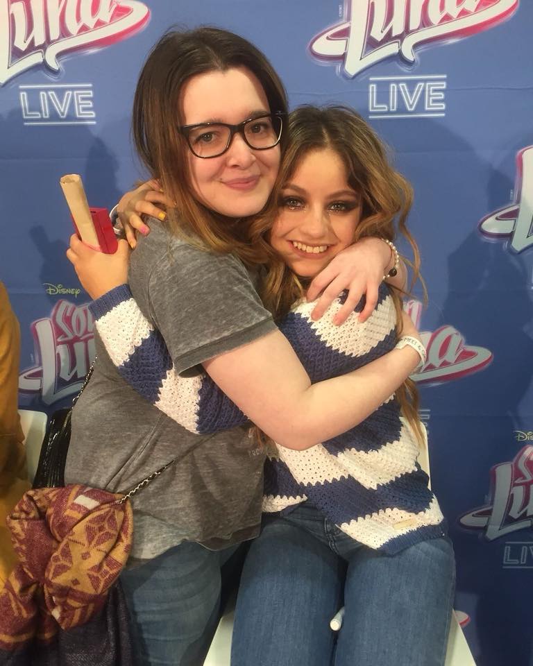 SoyLunaLIVEFR's tweet photo. @karolsevilla, @Michaelronda, @ChiaParravicini et @jorgelopez_as lors du #MeetsAndGreets à Madrid ! https://t.co/m0Uj8ANwXp