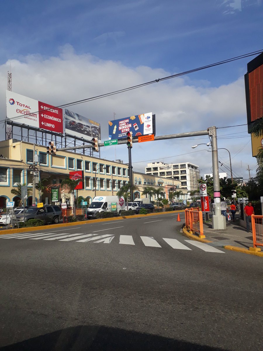 BruceHarris_20's tweet image. I'll always treasure my 1st #DominicanTrafficJam another #LastingMemory for the books @REAL_JeffJ @JohnBlackwellJr @nastyynatedrums