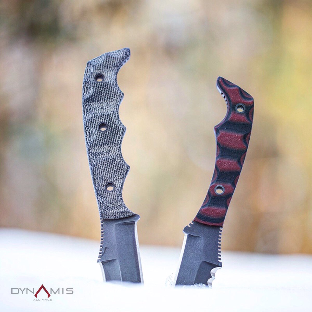 DynamisAlliance's tweet photo. What do you all like to do during snow days? Our blades just enjoy chillin 😏 #badpun #crusheverything #thewilltofight #dynamisalliance #dynamisblade #razorback https://t.co/nFAupa8k0P