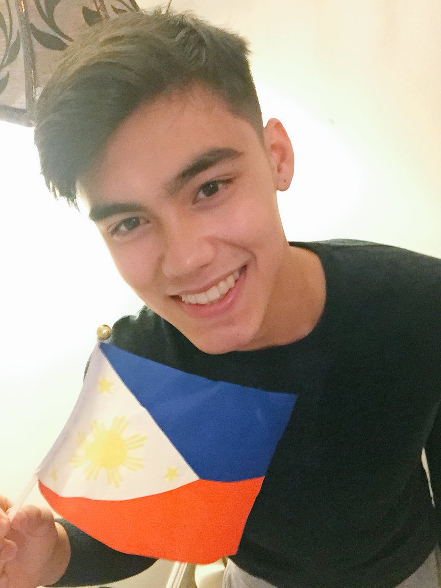 baileymay's tweet photo. Let’s have a get together 🇵🇭 https://t.co/DHWrk2ZaYh
