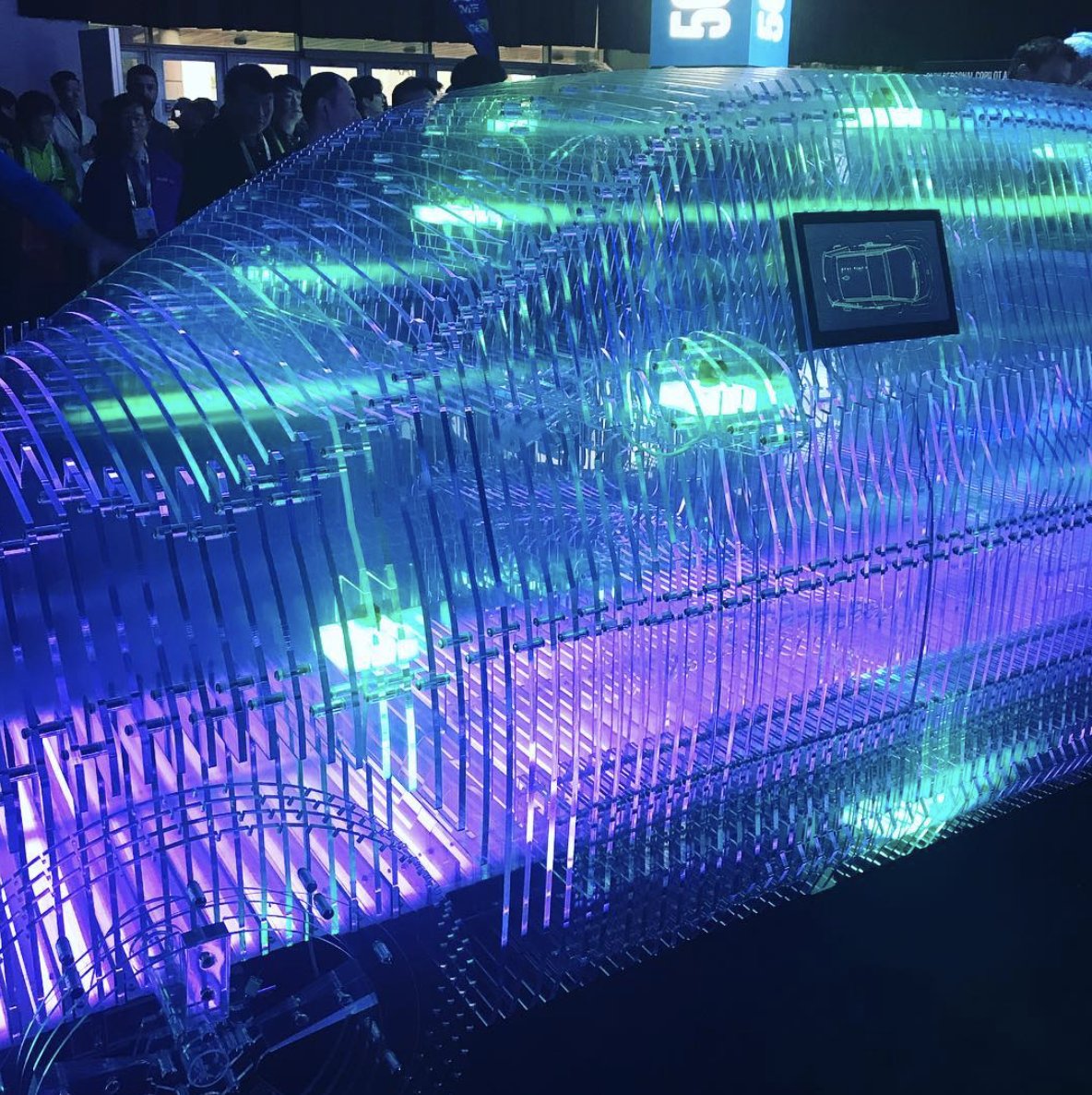 difr_co's tweet photo. At #CES2018 we've been amazed by this @intel installation about the future of driving #UX #mobility #design #tron #neon  (photo by @CES) https://t.co/a73MOhNwGn