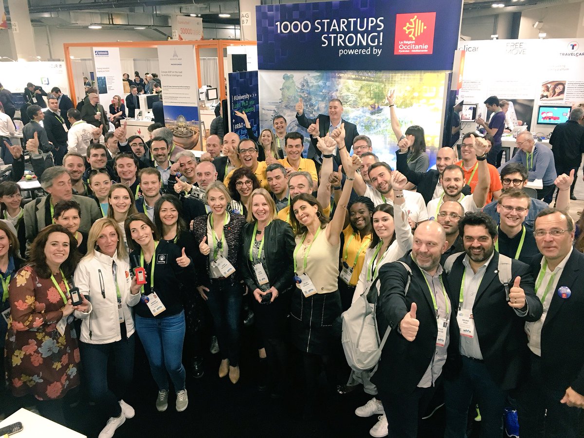 Engagement tenu! Première photo de la team <a href="/Occitanie/">Région Occitanie</a> au #CES2018 : Les talents #PoweredByOccitanie sont au RDV. Les femmes aussi! 
<a href="/franceinter/">France Inter</a> <a href="/LaTribune/">La Tribune</a>