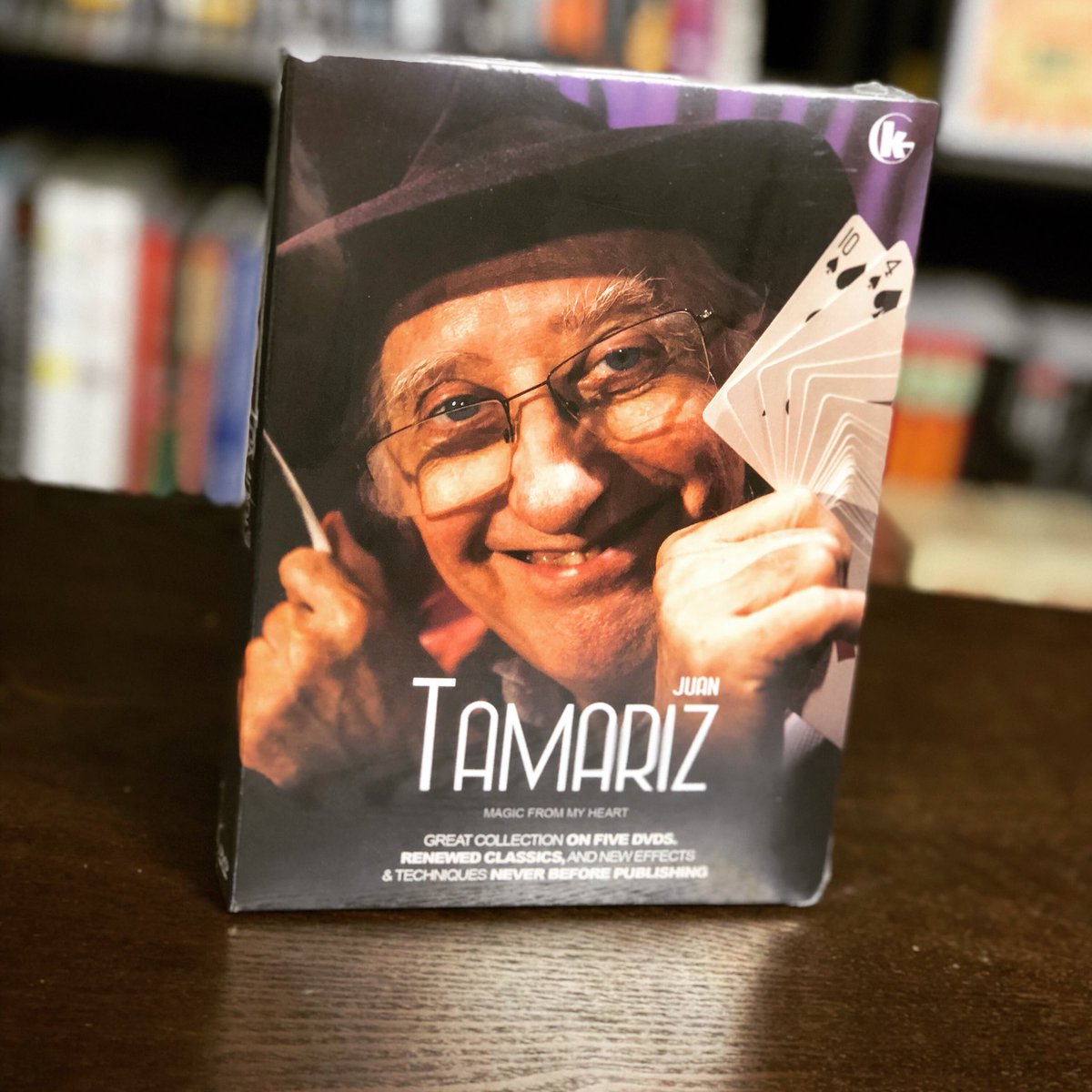 redchairmagic's tweet photo. Juan Tamariz - Magic From My Heart

https://t.co/zqIx8W3Zq1

#playingcards #cardmagic ##redchairmagic #magic #magictricks ##juantamariz #magicfrommyheart https://t.co/87SDwzAQck