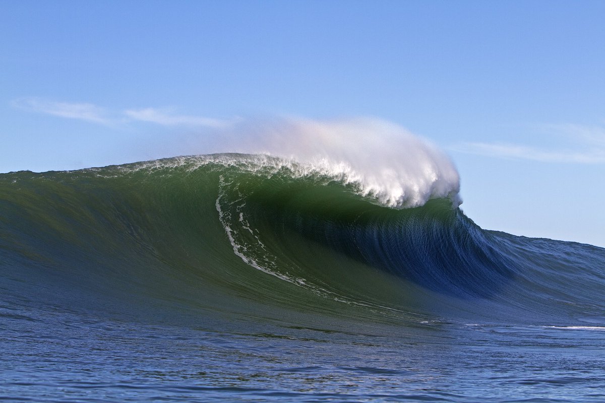 Promising swell coming to Mavericks this Monday and Tuesday. The #BigWaveTour Commissioners office is keeping a close eye on the forecast for a possible historic event! More information coming soon. #MavericksChallenge Photo by Brian Overfelt