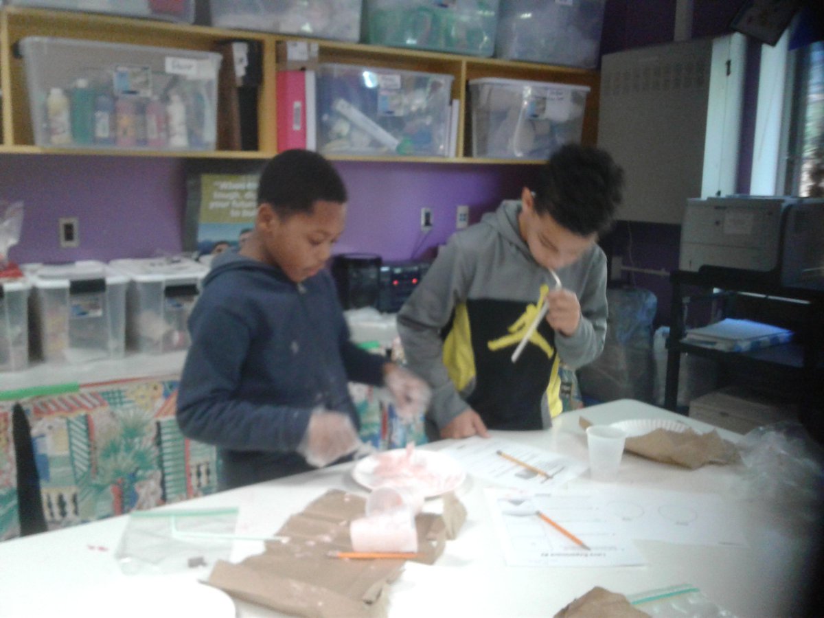 behr_keri's tweet photo. Testing out our "magma" after a lesson on one of earth's amazing changes in Volcanoes https://t.co/Z63DutFiIR