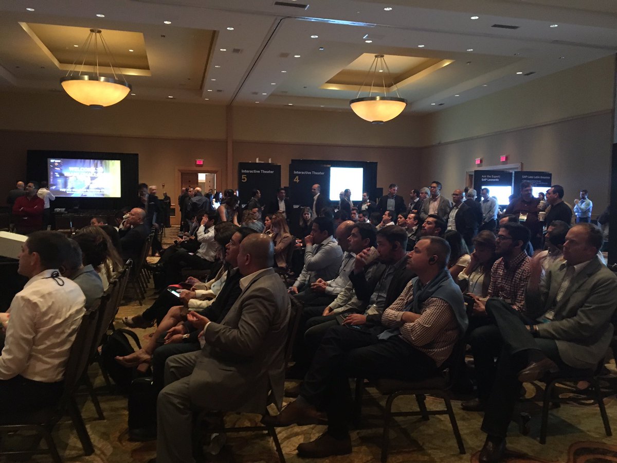 mariasiyu's tweet image. Full house for our #SAPHEC session with the account team from La Europea! #FKOM2018