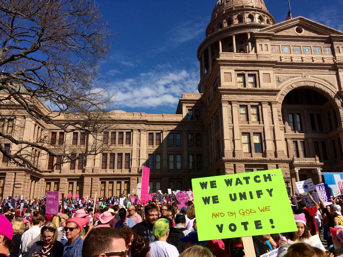 DeedsActionFund's tweet image. We are just 11 DAYS from the anniversary of the #WomensMarch. Tweet us your  #ResistanceResolution and how you plan to keep your momentum going 2018 💪