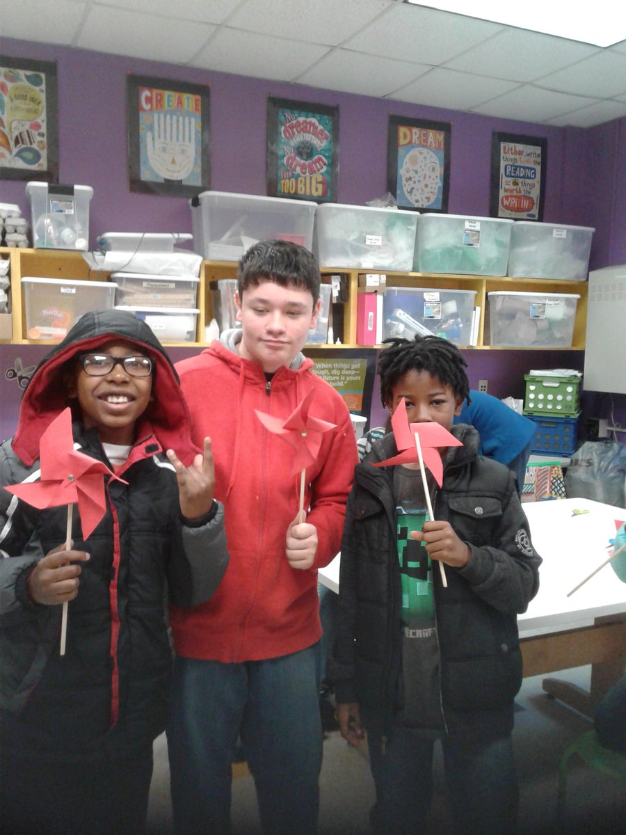 behr_keri's tweet photo. Wind patterns#thinkingoutsidethebox#teambuilding#creating#STEM https://t.co/CrlRilYjjZ