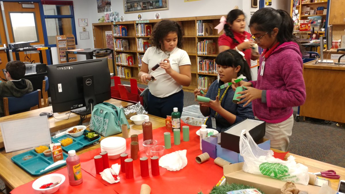 EELibrary's tweet photo. Coding Club, IDEA, and iCreate! The library is busy during lunch today! #myIrvingISD #teamElliott https://t.co/1U5GZS2ibd