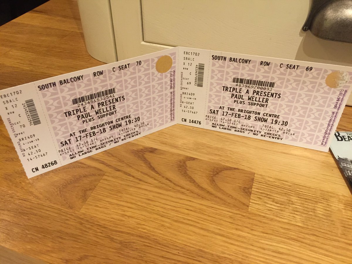 speno04's tweet photo. They’re here, cannot wait!! #Brighton @paulwellerHQ #29thtime #akindrevolution https://t.co/ht4FsK5C8H