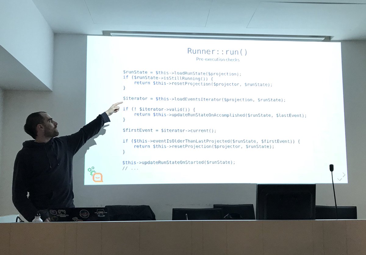 MilanoPHP's tweet photo. #cqrs #eventsourcing https://t.co/4kRQzlhTHc