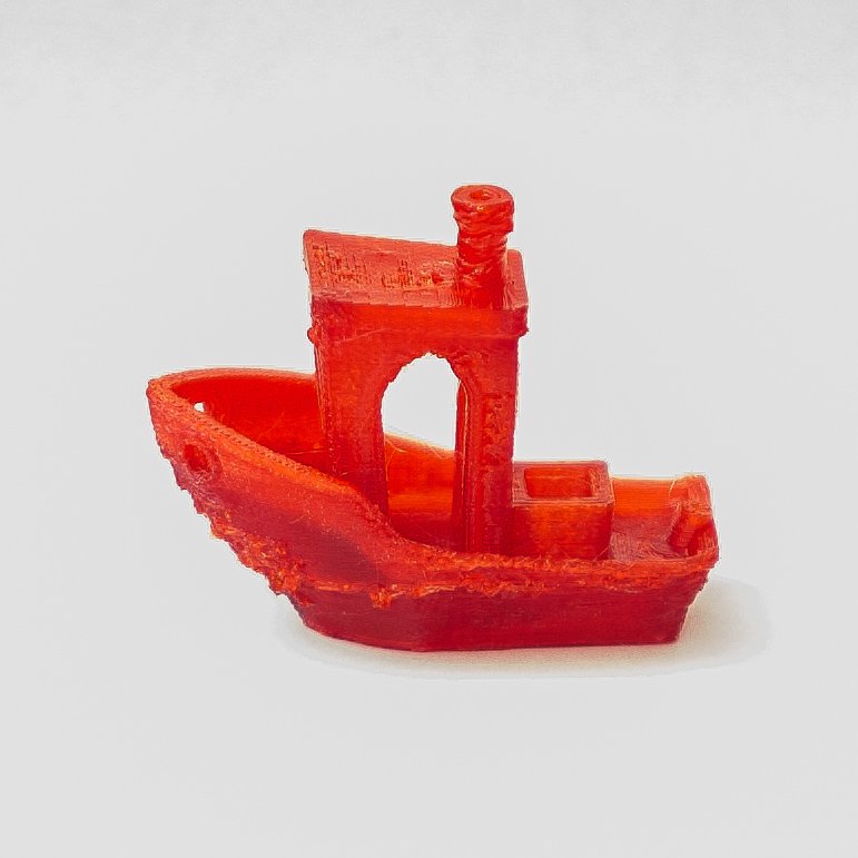 rwcurrent's tweet photo. #3Dsenpai PETG problems #Benchy, not sure what to try, ideas? 0.175mm layer, 255C, 4mm wall/top/bottom, Cura, first layers are great, but then... @toms3dp https://t.co/Dgpu3oJTXG