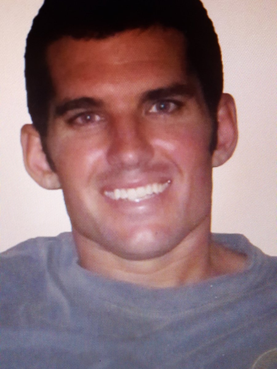 Brian_Hjelle's tweet photo. Wm "Ryan" Owens, 36, an exquisitely-trained and capable patriot and Navy SEAL, died in Yemen 29 Jan last yr on a fool's errand ordered by Putin-pre*ident trump.
We wish we could get you back, Ryan.
Ryan O, 1980-2017 RIP.
#HeroOfTheResistance https://t.co/lg4mhuoAyN