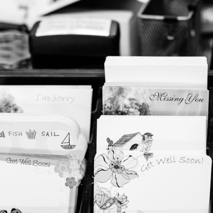 flowerninjas's tweet photo. When you can't think of the words to say, let a card and flowers speak for you. https://t.co/pB8vQOJvk7