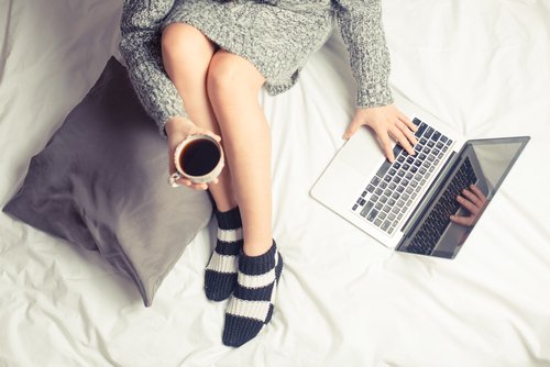 MidwestVeinIL's tweet photo. Restore the health and beauty of your legs this winter. Easily request an appointment online: https://t.co/Nlz5Z1xWQ6 https://t.co/DsU9sEjg2W