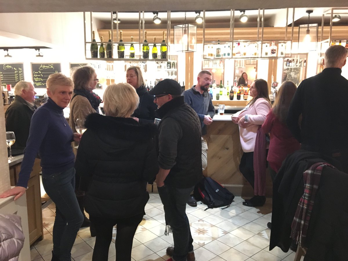ZestForMedia's tweet photo. What a brilliant turnout to our first Hungerford Business Networking Group #TheFiveThirtyClub at @3Swans_HGD yesterday evening! 🎉

CLICK BELOW to come along to the next meetup in February! https://t.co/sfCc4B7uig
