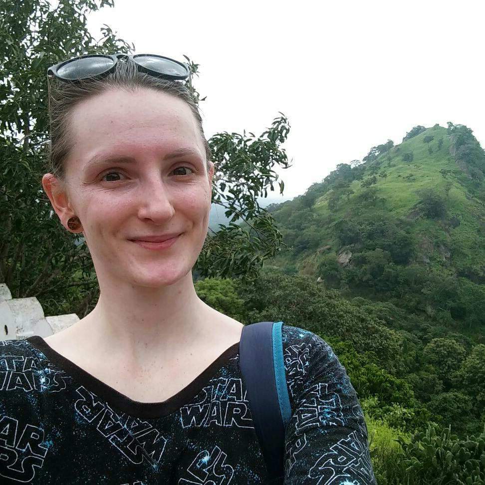 PragueCityRD's tweet image. #secondup While the rest of us shivered in the Czech Republic, our Killmore Kitty jetted off to #SriLanka to enjoy all the beautiful #sights, beautiful #nature, and to enjoy the #sunnyweather 🗺☉🌡 So #gorgeous! #RollerDerby #break #throwback #derbylove #friends #vacationtime