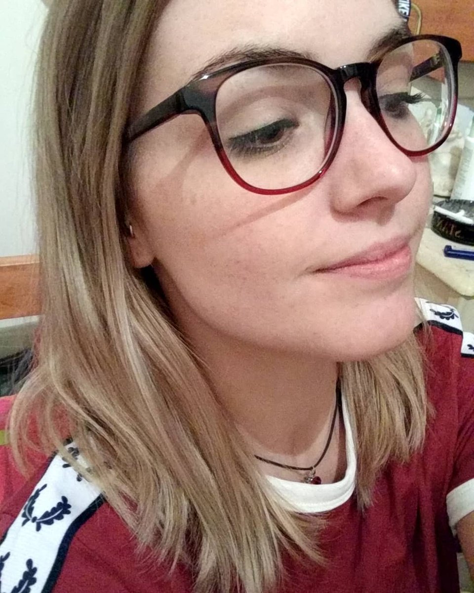 FrankieCully's tweet photo. New specs 🤓 a two tone "sassy" pair & a skin toned "boring" pair according to Rory. Donated my old ones as usual to @_VAO ✌️♥️🌏 #iolla #seewithiolla #visionaidoverseas #specky #girlswithglasses https://t.co/iiojYPsePx