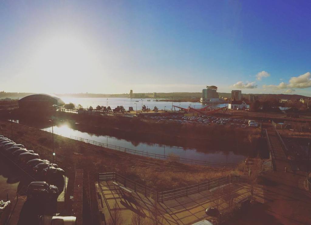 Rhys_Hafod's tweet photo. Cardiff Bay....
•
•
•
•
#CardiffBay #picoftheday #Uk_Shooters #this_is_cardiff #CardiffCreates #instadaily #igers #instalike #follow #followme #followforfollow #likeforlike #l4l #f4f #webstagram #like4like #instafollow #shoutout #iphonesia #instalove… https://t.co/HqbUkmYsgi https://t.co/A8mtsljDIb