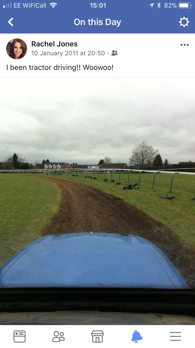 rach_jonesg's tweet image. In my past life, I drove tractors!! 💪🏼@HerefordRaces #didntcrash #traineeclerk #flashback #onthisday