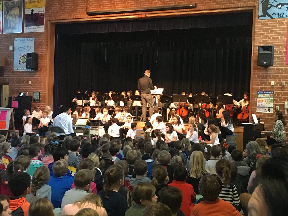 The Winter Concert has begun <a href="/JamestownAPS/">Jamestown Elementary</a> #jtownjoy