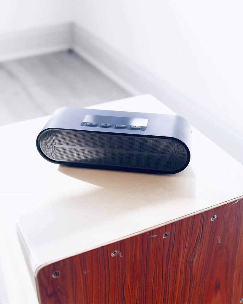 ShopSharkk's tweet image. Sharp modern design so let the music take over 😎 #curve ift.tt/2Fk17Ex