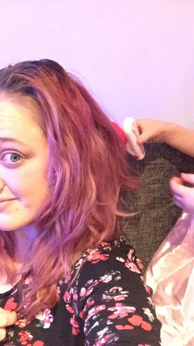 now_allan's tweet photo. Love having a little girl ❤️😍playing hairdressers ✂️ #mammydaughtertime https://t.co/wWat8dCPPH