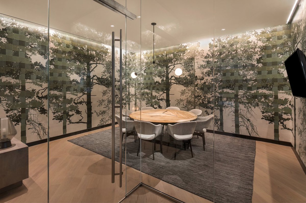 House39NYC's tweet photo. Not a fan of commuting to work during the bitter winter cold? Here at @House39NYC, we have the perfect work stations and conference rooms, making working from home a breeze. #liveaheadofthecurve https://t.co/nw83dLaXxY