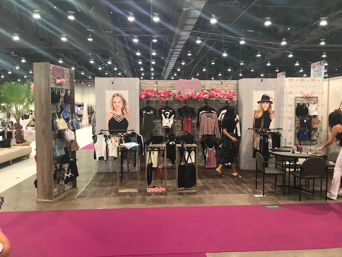 Bank Miller's Custom Merchandise Display at a recent trade show! Let us customize your next display to stand out at your next show!
