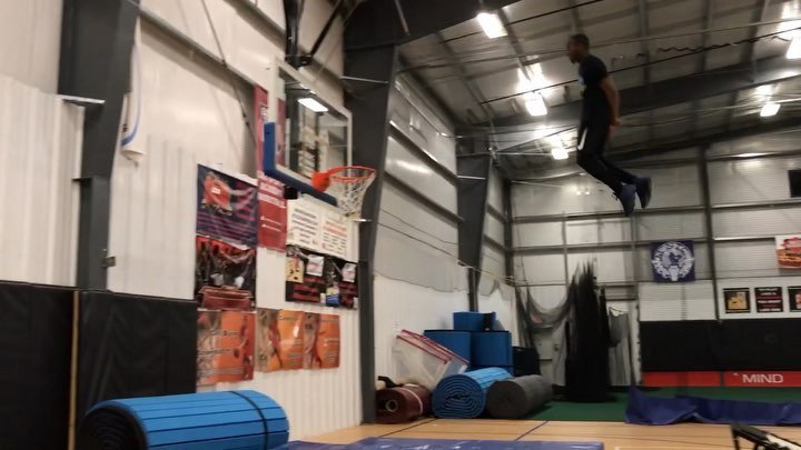 iAmTalentEnt's tweet photo. CHECK OUT our premiere athlete and coach Fabian throw down some insane HIGH FLYING DUNKS! 
Acrobatic Freestyle Dunking Classes are now available @MontcoGym ...... Visit https://t.co/DK0bO75nCj or call 267-932-8355 for more information. 
#Dunk #AcrobaticDunking #Fly #Jump #Ball… https://t.co/ldtkwZNcst