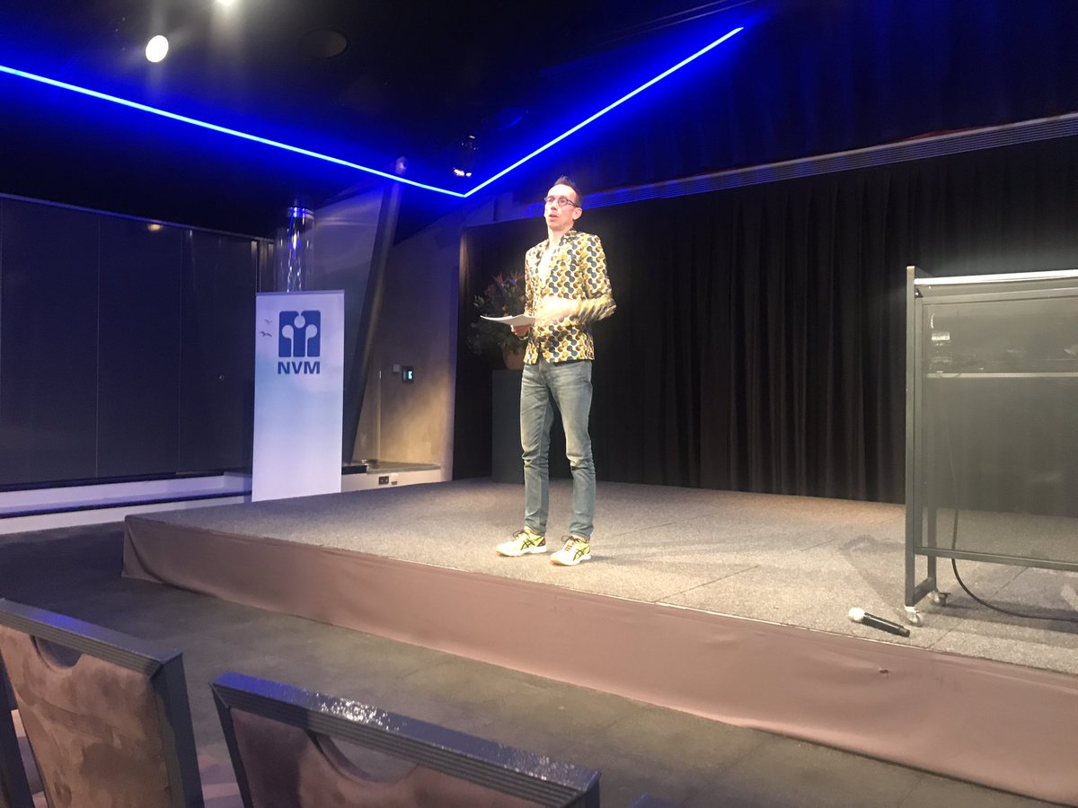 NVM nieuwjaarsreceptie met oa Dolf Jansen. Mooie humor!