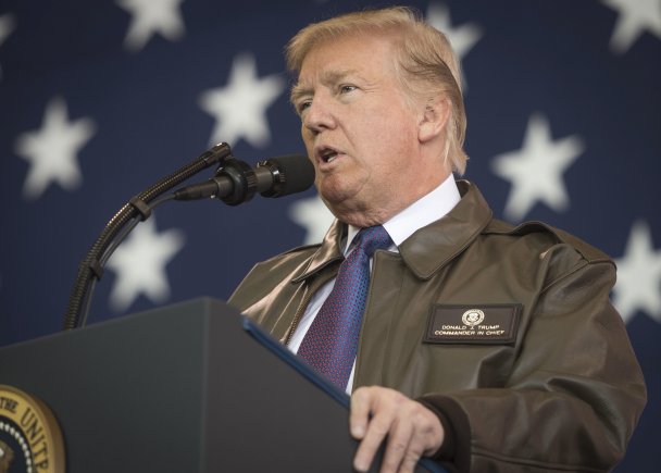 ben_walderma's tweet photo. Transitioning #ServiceMembers and #Veterans can now receive up to a year of mental health care from the @DeptVetAffairs after discharge from the service, according to an executive order @POTUS signed today. 

Read here for more: https://t.co/lZLmAzXcML  https://t.co/MdAlhNQxrk