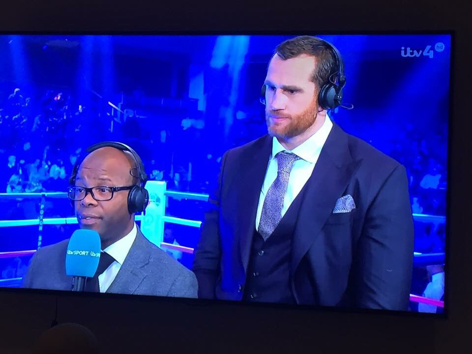 dawoz71's tweet photo. @piesportsbooze @TransferBibIe Another dwarf giant double act, get him a stool FFS !!! https://t.co/OGhqIISWpn