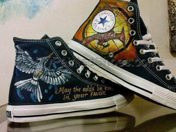 MyPaintedShoes's tweet image. #Mockingjay #HungerGame #converse #shoes free shipping get from mypaintedshoes.com/mockingjay-hun… @HungerGamesUK @mockingjaynet @Paty_mockingjay @txmockingjay @THGPrblms @Silent_Duelist