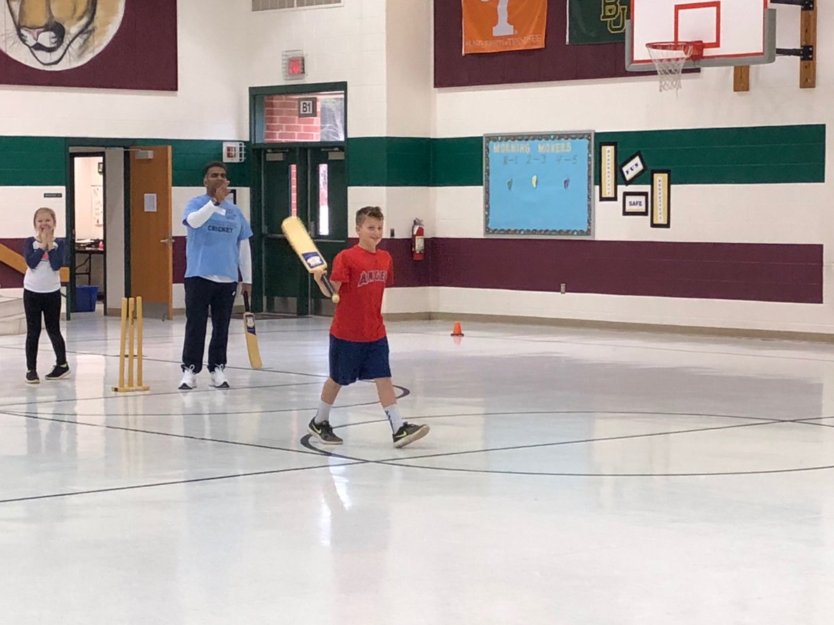 Ss learn cricket at Mill Run. <a href="/MillRunLCPS/">Mill Run Elementary</a>