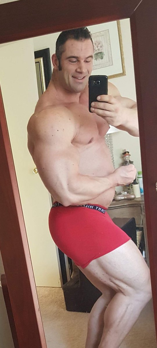 Narrow mirrors are tough for big selfies. Big Muscle man, available for private appointments!

Big Max is back! A new video  at - bigmaxmuscle.com

#bodybuilder #muscle #maleescort #escort #flex