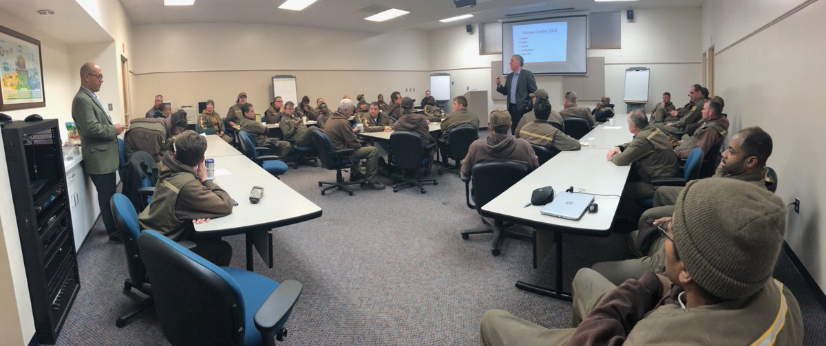 mcmouzon's tweet photo. @binghamups &amp; @dannyarr7 address the drivers in a Safety focus group meeting. #SafetyFirst #2018Strategy @Shellab1Shellie @IllinoisUPSers https://t.co/dqQSMUfyye