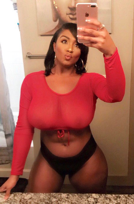 Body on fleek 😋💋 what you guys think ? #allnatural #dallas #texas https://t.co/E7AqYJuc8h<a href="/tag/allnatural"class="tags">#allnatural</a><a href="/tag/texas"class="tags"><span>#texas</span></a><a href="/tag/dallas"class="tags"><span>#dallas</span></a>