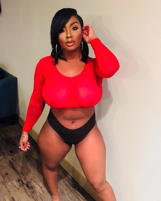 Body on fleek 😋💋 what you guys think ? #allnatural #dallas #texas https://t.co/E7AqYJuc8h<a href="/tag/allnatural"class="tags">#allnatural</a><a href="/tag/texas"class="tags"><span>#texas</span></a><a href="/tag/dallas"class="tags"><span>#dallas</span></a>