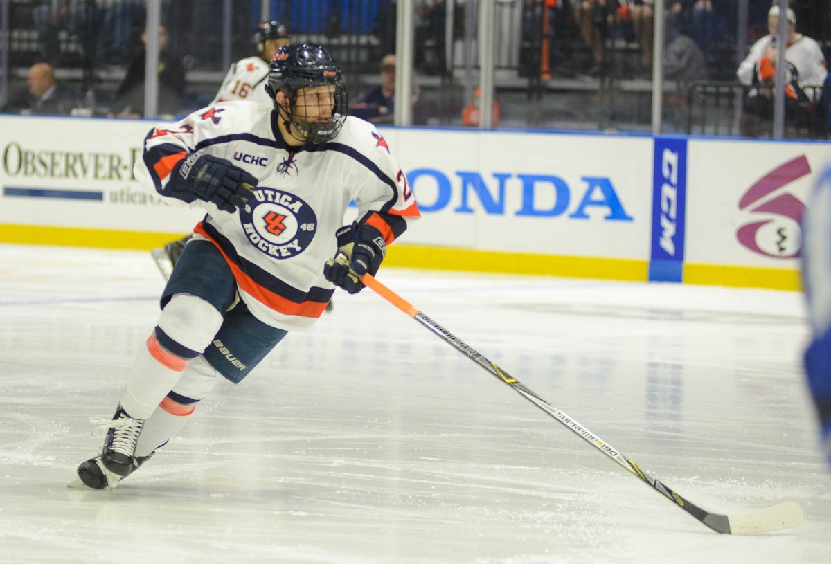 adk-bank-center-on-twitter-it-s-a-utica-college-hockey-doubleheader