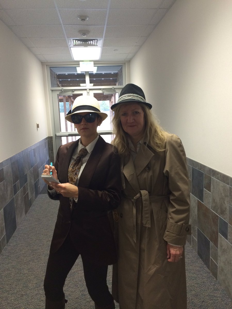 lisactuttle's tweet photo. Mystery Unit Adventures. #partnersincrime #kdepride #BeTheLegacy #booksarebook https://t.co/yb3nvUysoM