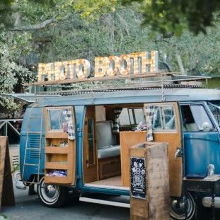 CreateFood's tweet photo. Looking for a little wedding inspiration? Here are our favourite wedding trends for 2018. https://t.co/SlFF2NgedJ https://t.co/djzMThSY3G